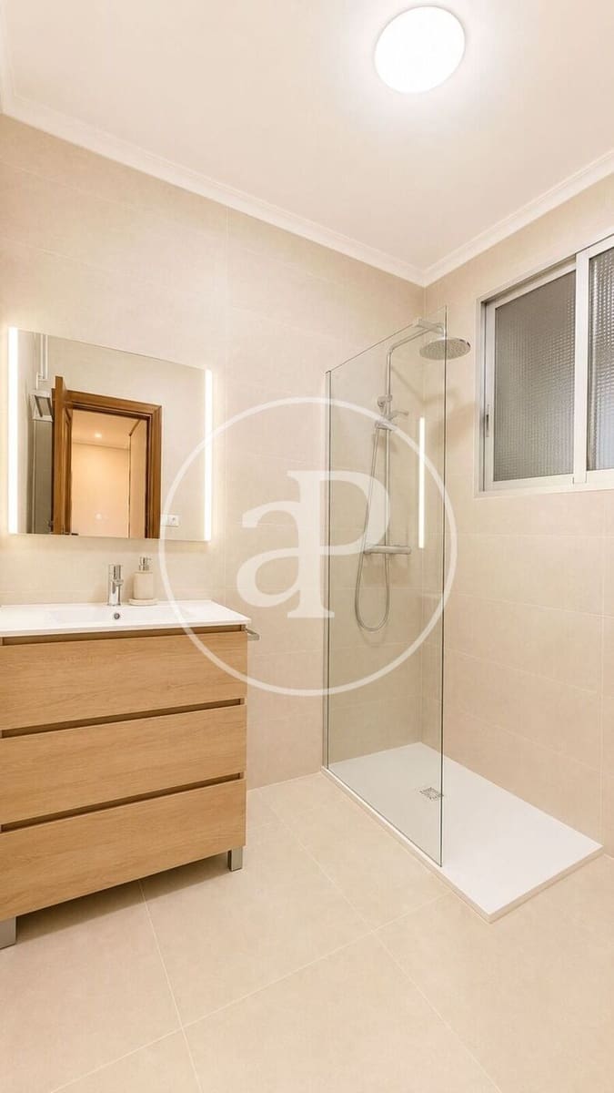 4 soveværelse Lejlighed til leje i Valencia by - € 1.750 (Ref: 9962774)