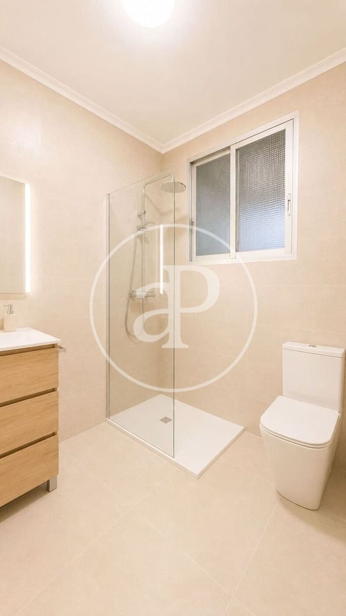 4 soveværelse Lejlighed til leje i Valencia by - € 1.750 (Ref: 9962774)