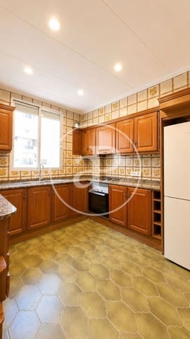 4 soveværelse Lejlighed til leje i Arrancapins, Valencia by - € 1.750 (Ref: 9962774)