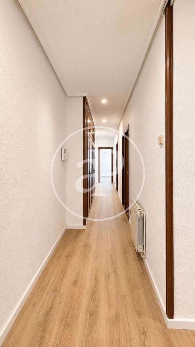 4 soveværelse Lejlighed til leje i Valencia by - € 1.750 (Ref: 9962774)