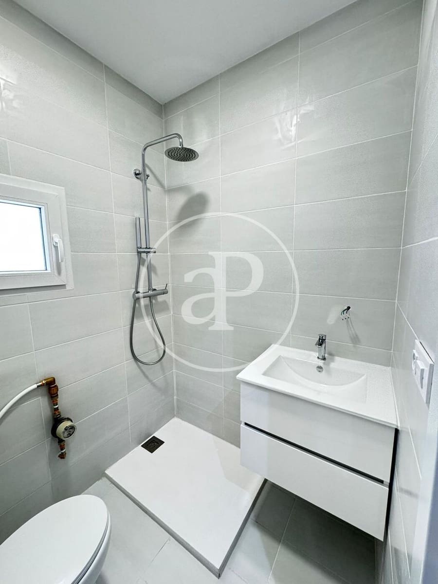 3 camera da letto Appartamento da affittare in Valencia citta - 1.200 € (Rif: 9965349)
