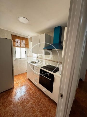 Apartamento de 3 habitaciones en La Llum, València ciudad en alquiler - 1.200 € (Ref: 9965349)