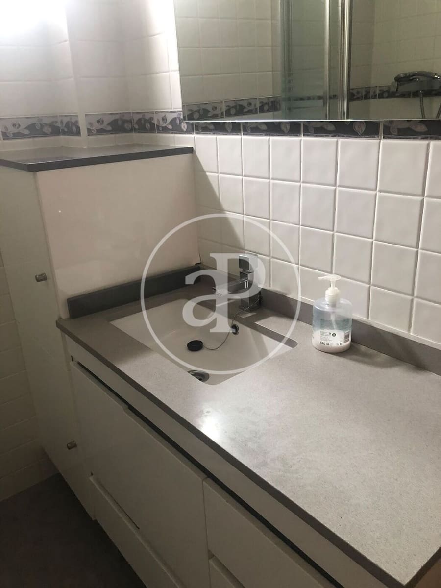 3 bedroom Apartment for rent in Arenales del Sol - € 1,100 (Ref: 9965350)