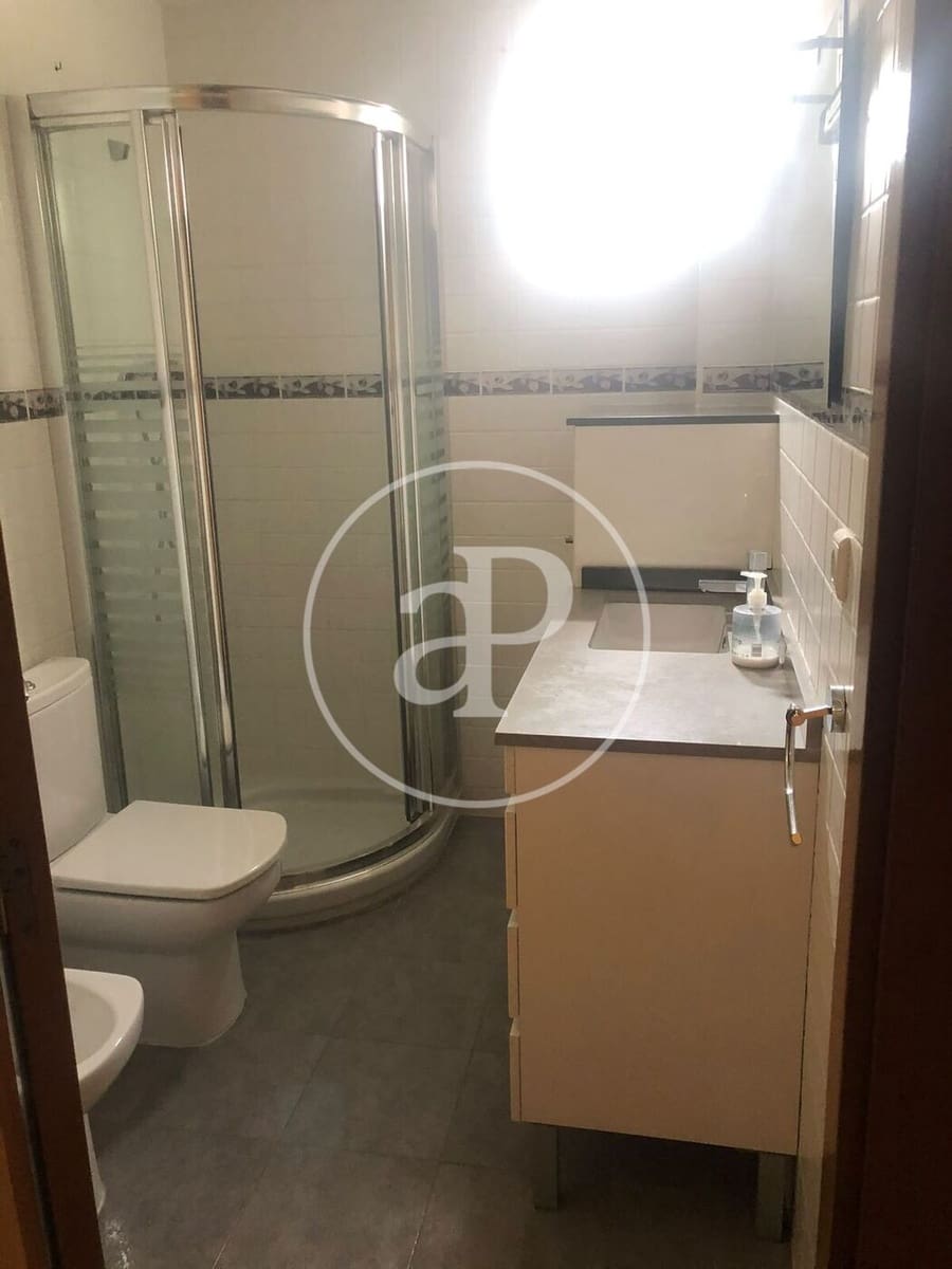 3 bedroom Apartment for rent in Arenales del Sol - € 1,100 (Ref: 9965350)