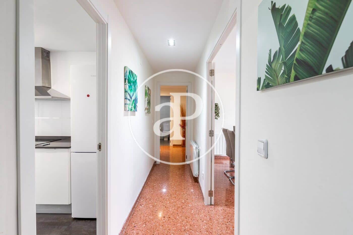 4 soverom Leilighet til leie i Valencia by - € 1 800 (Ref: 9966712)
