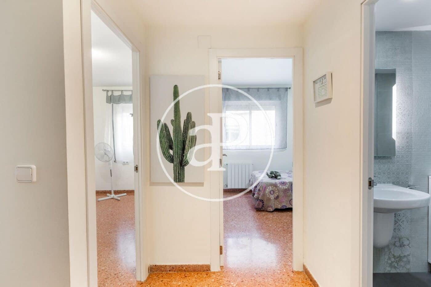 4 soverom Leilighet til leie i Valencia by - € 1 800 (Ref: 9966712)