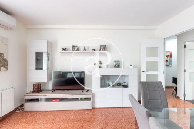4 soverom Leilighet til leie i Patraix, Valencia by - € 1 800 (Ref: 9966712)