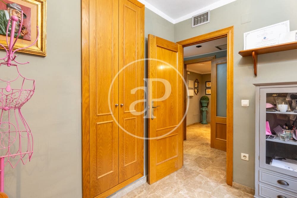 3 slaapkamer Appartement te koop in Valencia stad met zwembad - € 675.000 (Ref: 9966714)