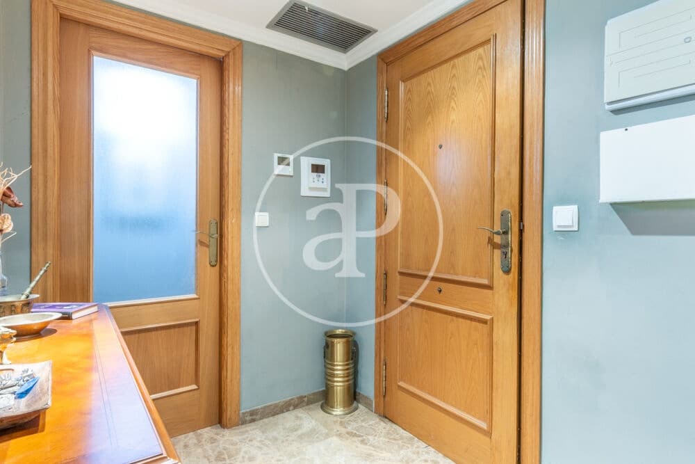3 slaapkamer Appartement te koop in Valencia stad met zwembad - € 675.000 (Ref: 9966714)