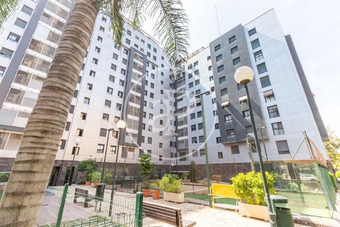 3 slaapkamer Appartement te koop in Valencia stad met zwembad - € 675.000 (Ref: 9966714)