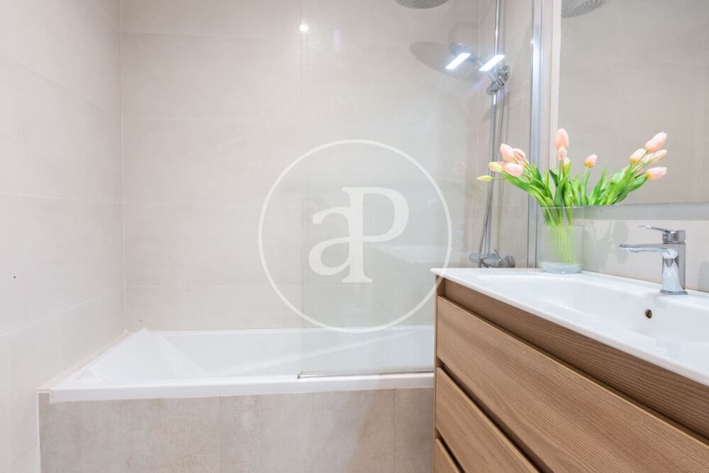 4 slaapkamer Appartement te koop in Valencia stad - € 310.000 (Ref: 9966715)