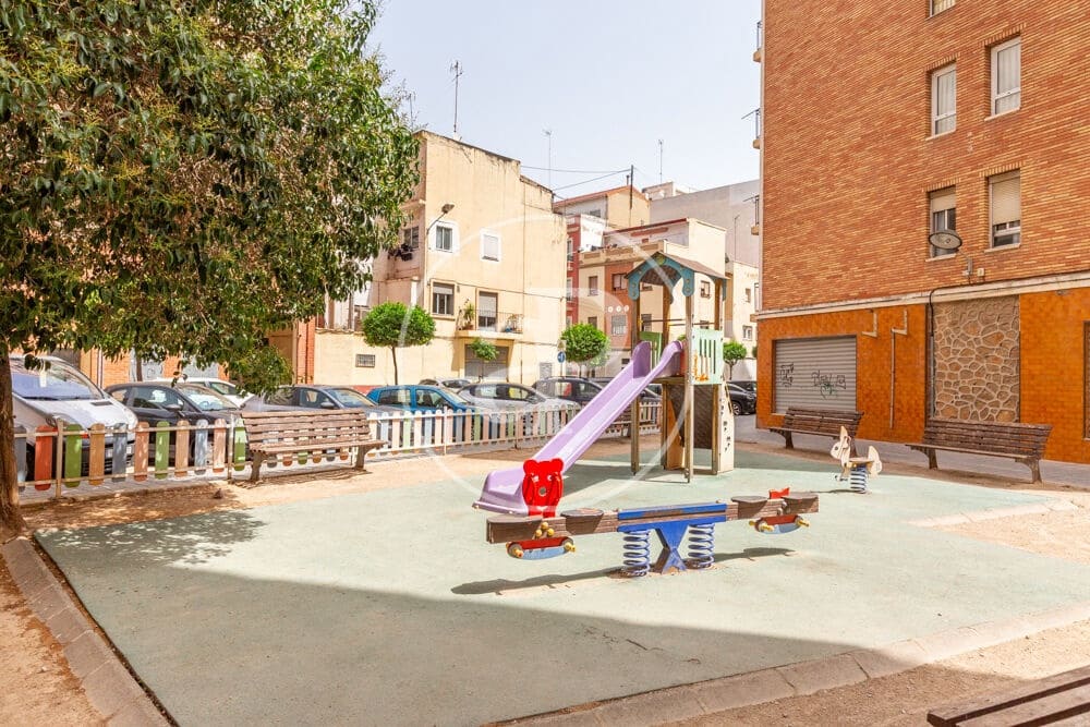 4 slaapkamer Appartement te koop in Valencia stad - € 310.000 (Ref: 9966715)