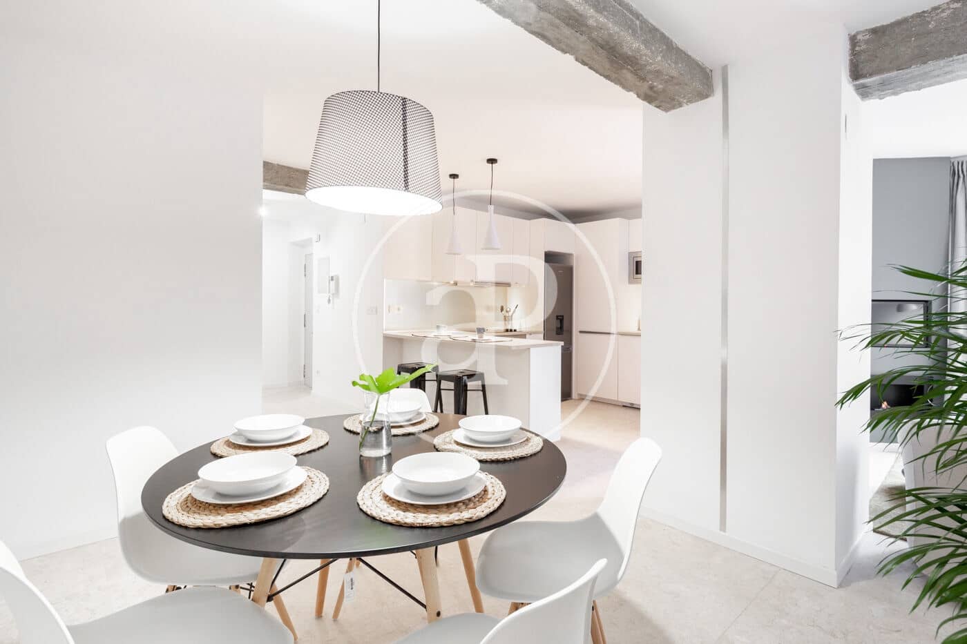 2 bedroom Apartment for rent in Valencia city - € 1,950 (Ref: 9966717)