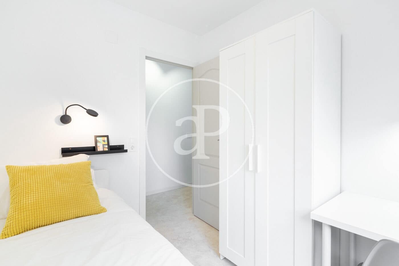 2 bedroom Apartment for rent in Valencia city - € 1,950 (Ref: 9966717)