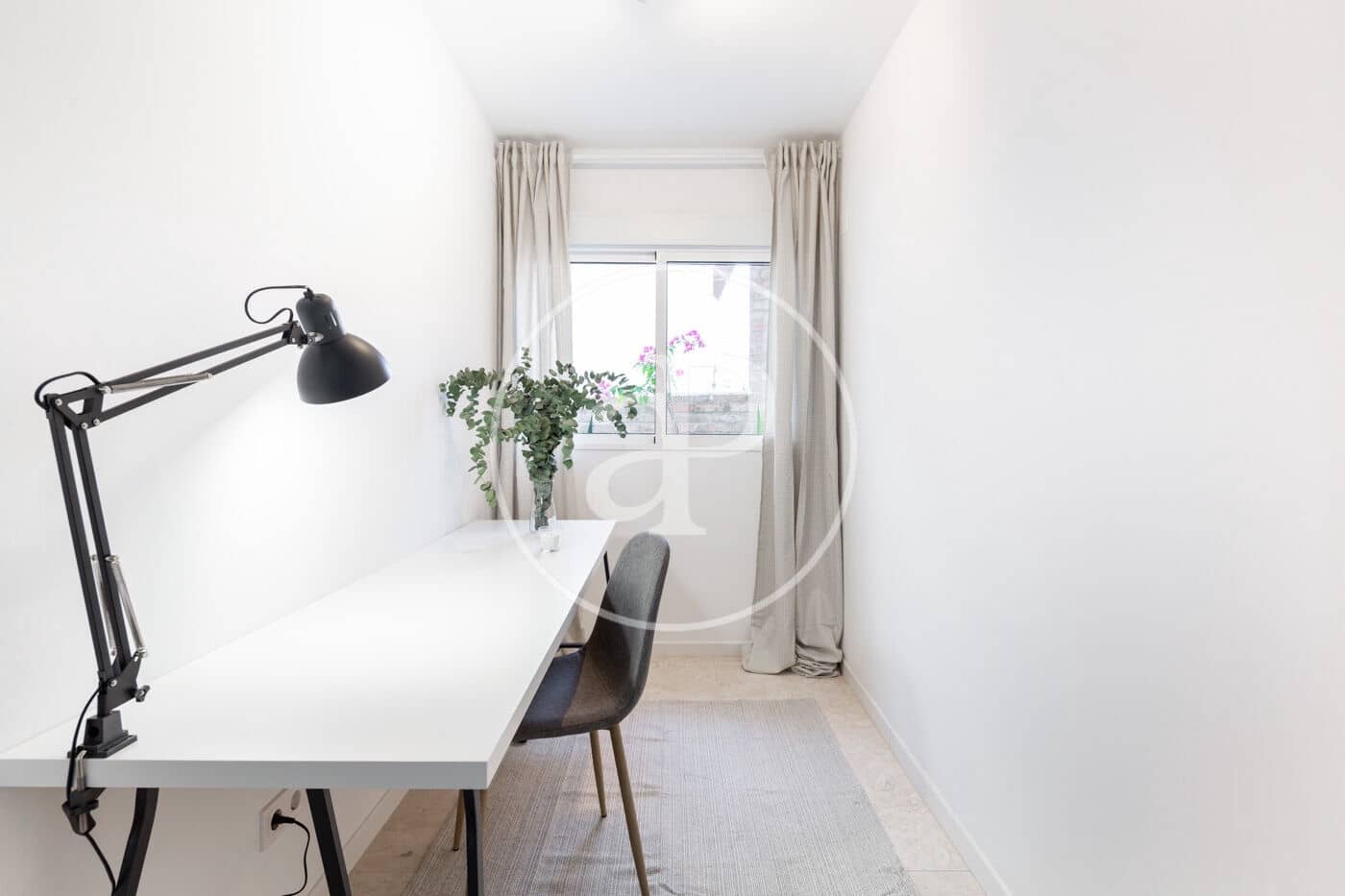 2 bedroom Apartment for rent in Valencia city - € 1,950 (Ref: 9966717)