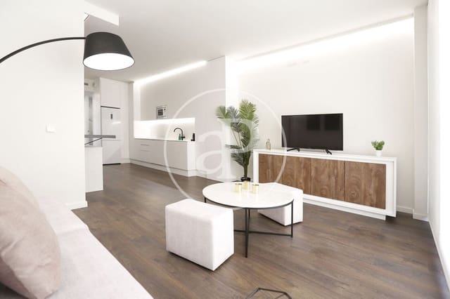 2 soverom Leilighet til leie i Russafa, Valencia by - € 1 600 (Ref: 9966718)
