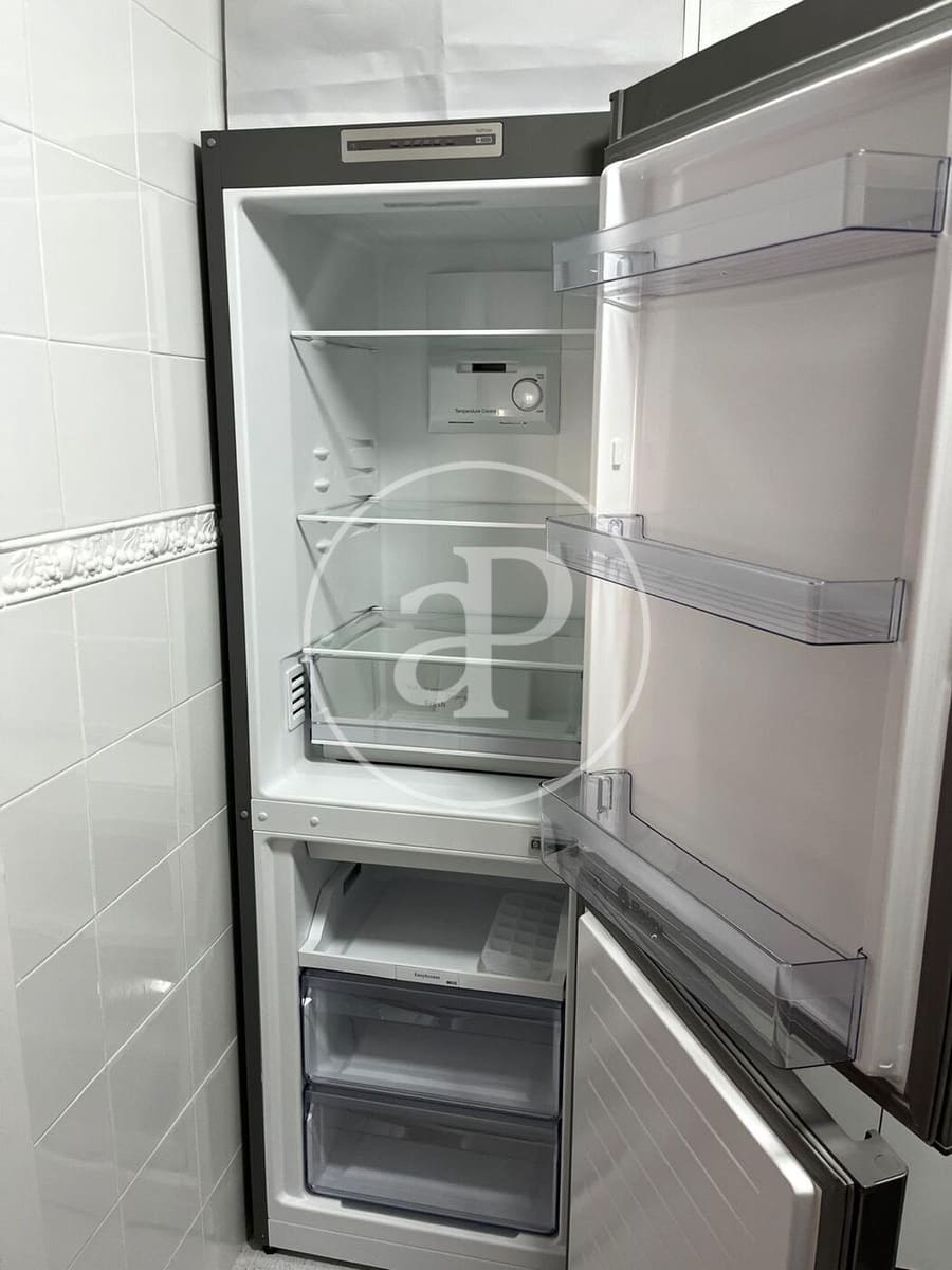 2 bedroom Apartment for rent in Arenales del Sol with pool - € 1,100 (Ref: 9970701)