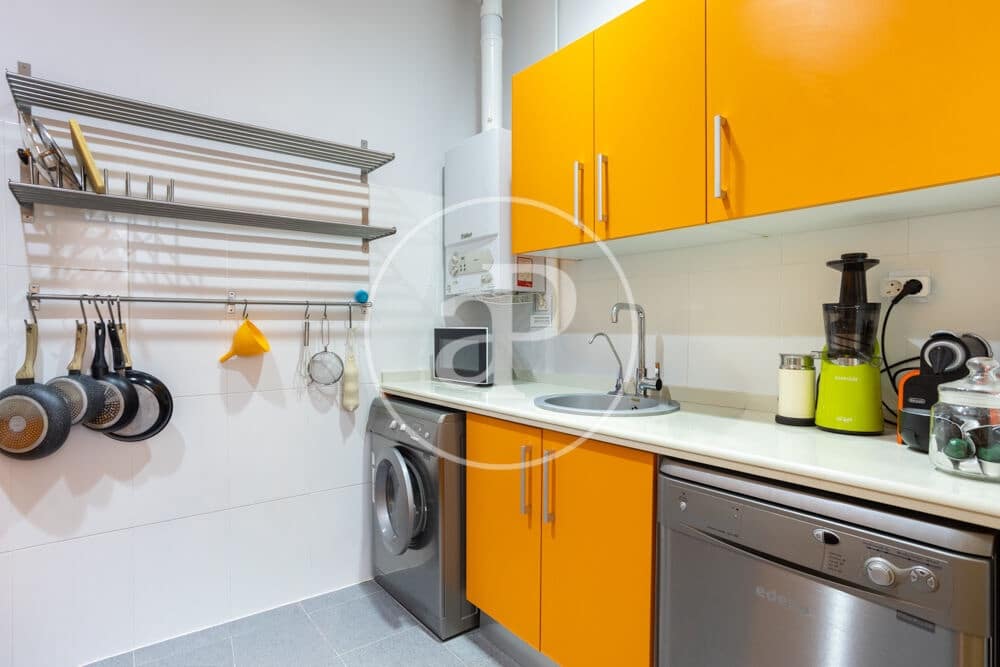 Apartamento de 1 habitación en València ciudad en alquiler - 1.600 € (Ref: 9970702)