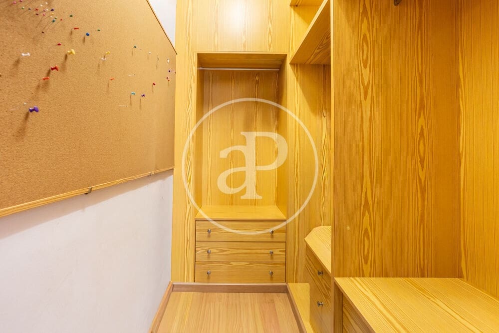 Apartamento de 1 habitación en València ciudad en alquiler - 1.600 € (Ref: 9970702)