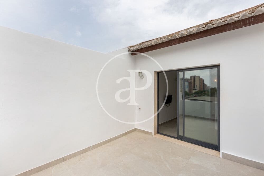 4 soveværelse Penthouse til salg i Valencia by - € 300.000 (Ref: 9970703)