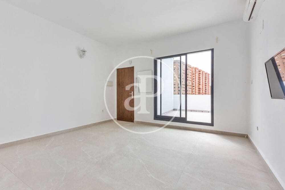 4 soveværelse Penthouse til salg i Valencia by - € 300.000 (Ref: 9970703)