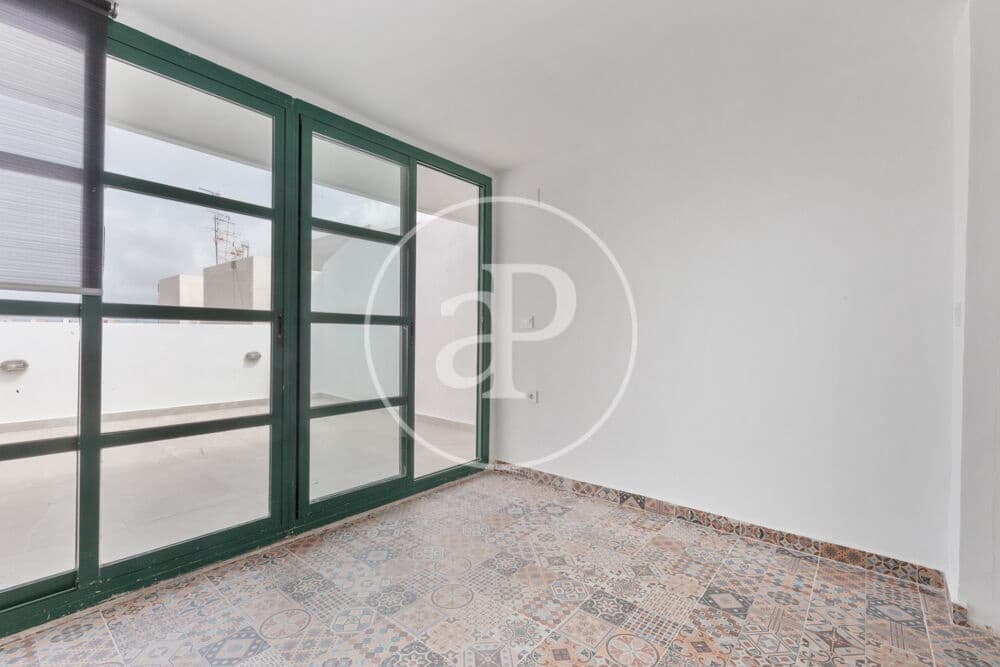 4 soveværelse Penthouse til salg i Valencia by - € 300.000 (Ref: 9970703)