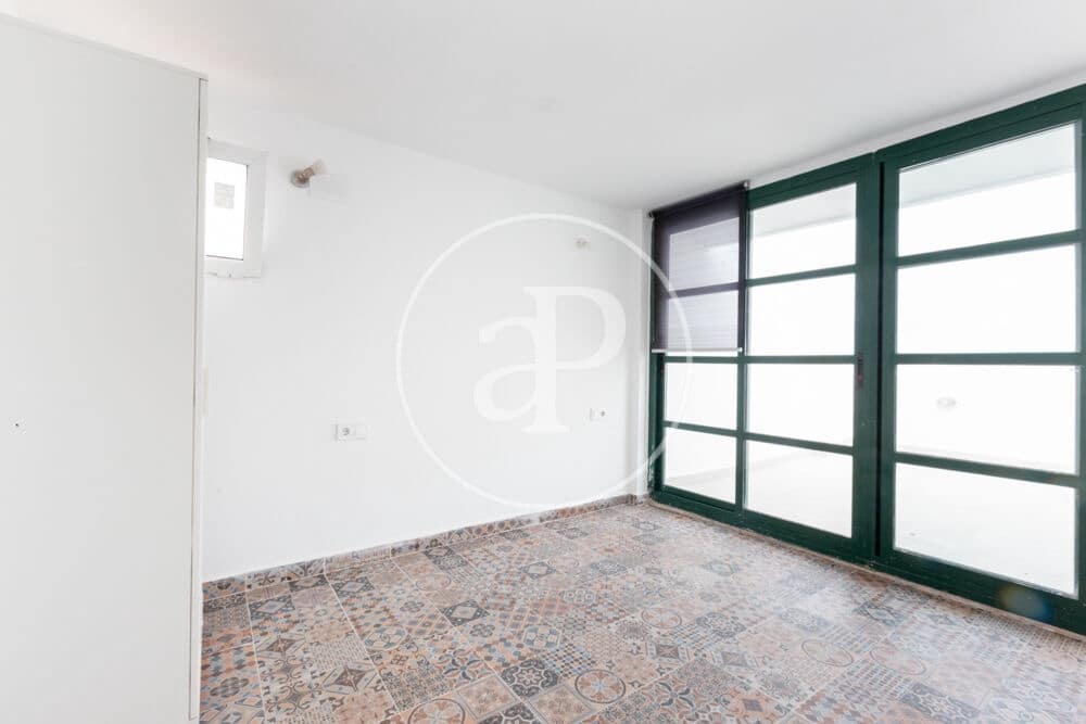 4 soveværelse Penthouse til salg i Valencia by - € 300.000 (Ref: 9970703)