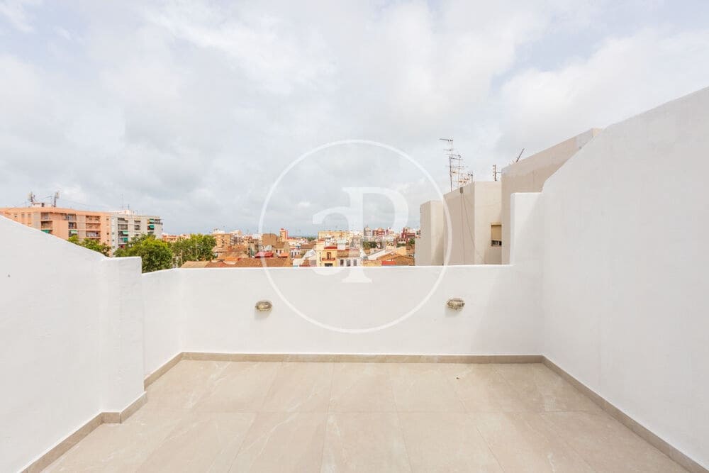4 soveværelse Penthouse til salg i Valencia by - € 300.000 (Ref: 9970703)