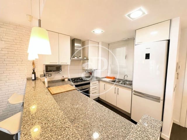 2 soveværelse Lejlighed til leje i Casas Verdes, Paterna - € 1.500 (Ref: 9970704)