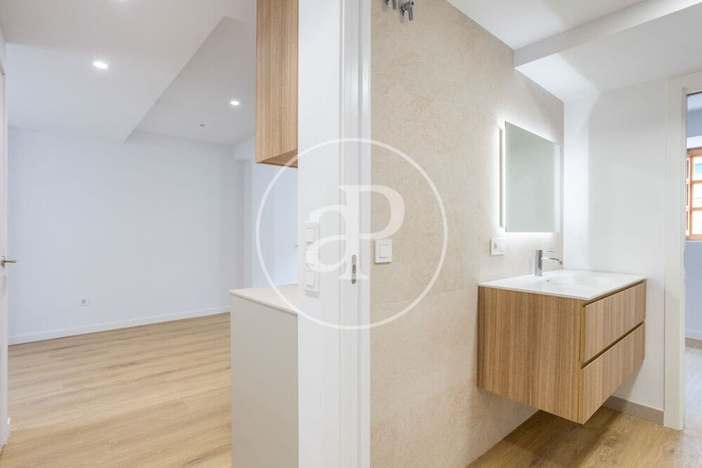 1 soverom Leilighet til leie i Valencia by - € 1 500 (Ref: 9970706)