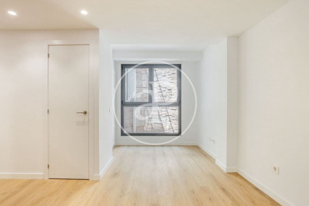 1 soverom Leilighet til leie i Valencia by - € 1 500 (Ref: 9970706)