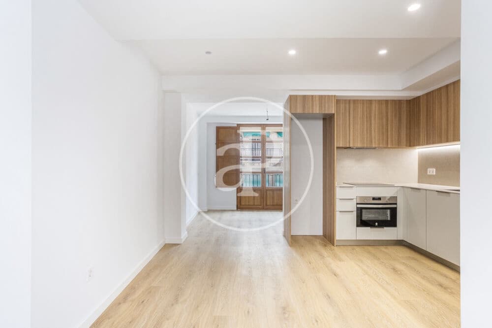 1 soverom Leilighet til leie i Valencia by - € 1 500 (Ref: 9970706)