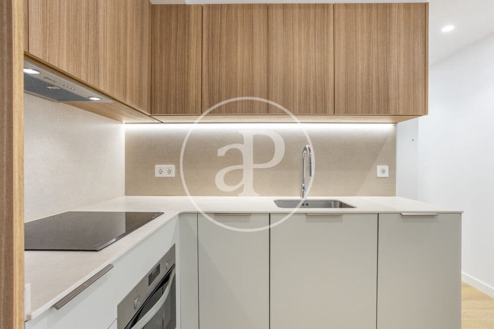 1 soverom Leilighet til leie i Valencia by - € 1 500 (Ref: 9970706)