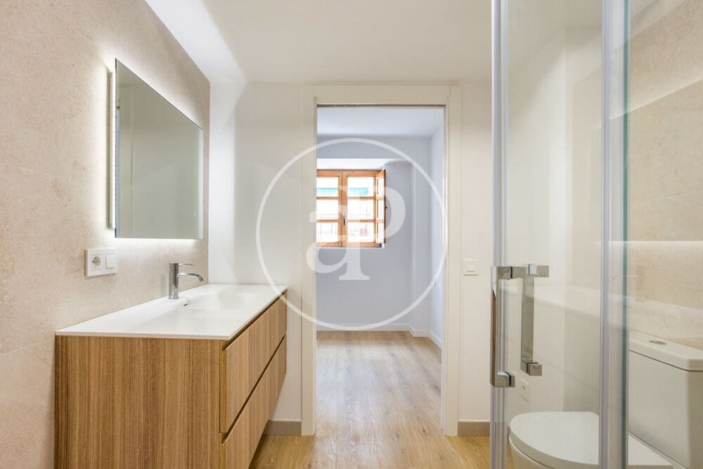 1 soverom Leilighet til leie i Valencia by - € 1 500 (Ref: 9970706)