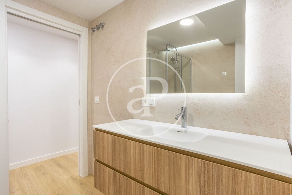 1 soverom Leilighet til leie i Valencia by - € 1 500 (Ref: 9970706)