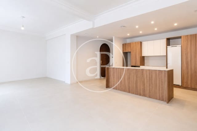 4 soverom Leilighet til leie i El Mercat, Valencia by - € 4 500 (Ref: 9970707)