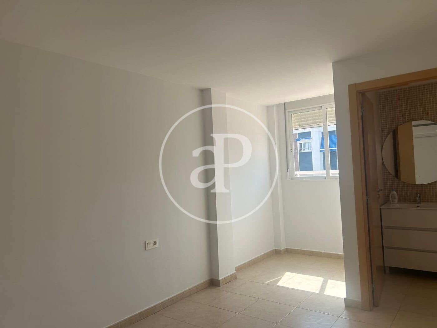 3 bedroom Apartment for rent in Sagunto / Sagunt - € 1,500 (Ref: 9973381)