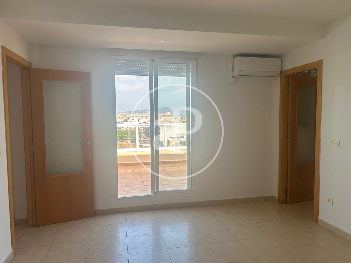 3 bedroom Apartment for rent in Sagunto / Sagunt - € 1,500 (Ref: 9973381)