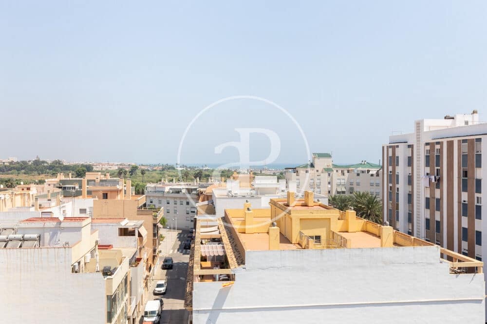 Appartement de 3 chambres à louer à Sagunto / Sagunt - 1 500 € (Ref: 9973381)
