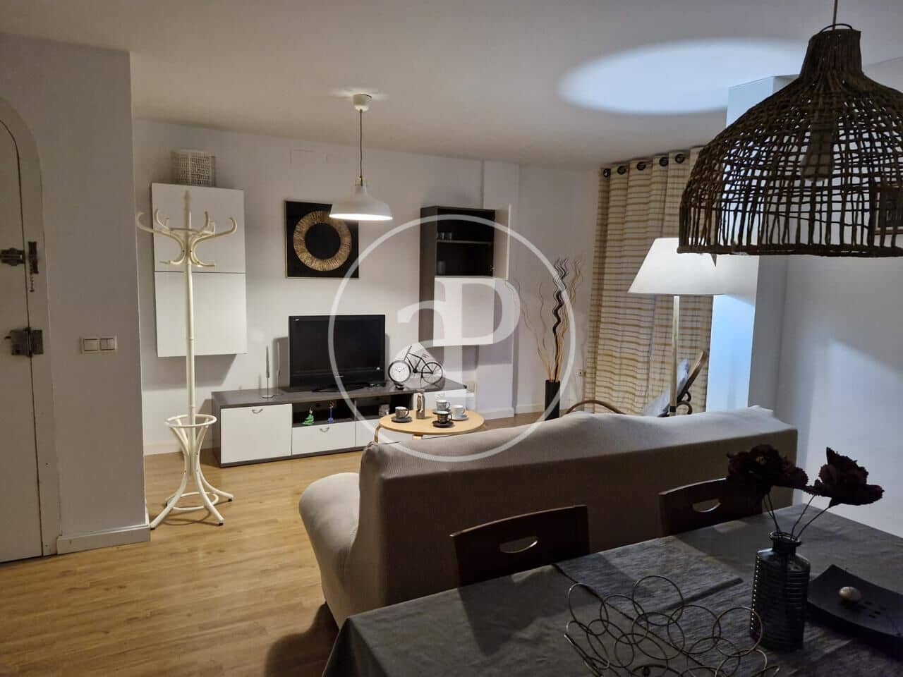 3 bedroom Apartment for rent in Valencia city - € 1,500 (Ref: 9973382)