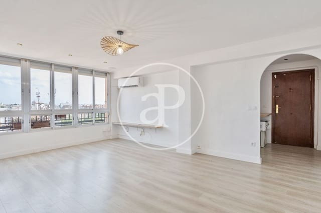 Apartamento para arrendar em Marxalenes, Valência cidade - 1 200 € (Ref: 9977400)