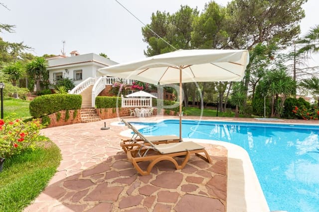 9 slaapkamer Villa te koop in Calicanto, Godelleta met zwembad - € 1.000.000 (Ref: 9978954)