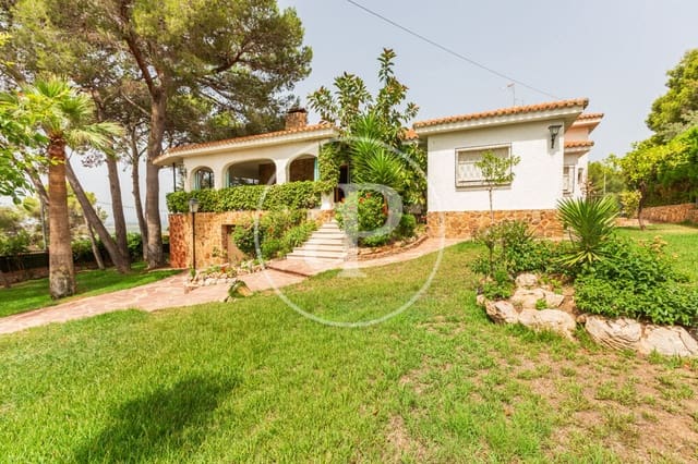 9 slaapkamer Villa te koop in Calicanto, Godelleta met zwembad - € 1.000.000 (Ref: 9978954)