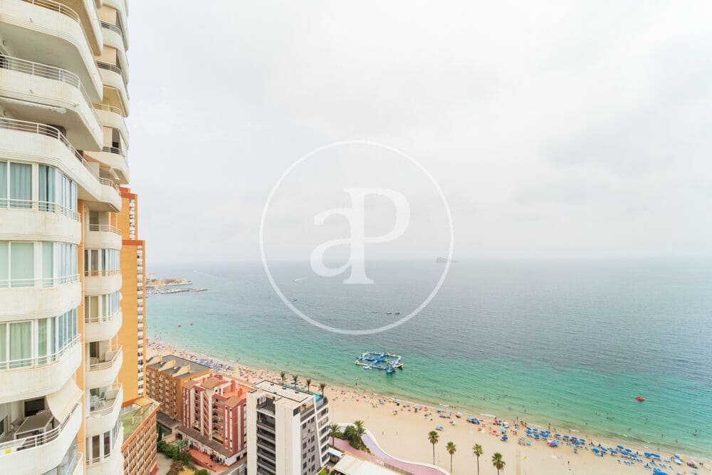 3 soverom Leilighet til salgs i Benidorm med svømmebasseng - € 660 000 (Ref: 9978956)