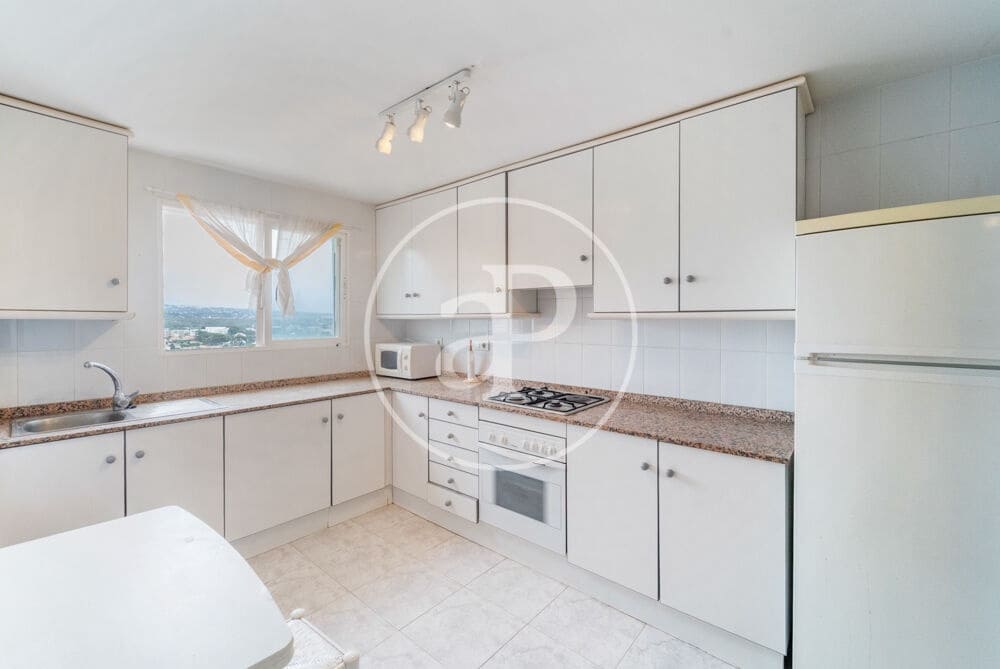 3 soverom Leilighet til salgs i Benidorm med svømmebasseng - € 660 000 (Ref: 9978956)