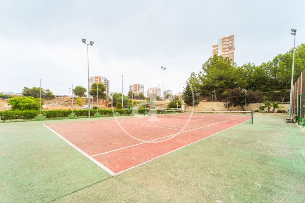 3 soverom Leilighet til salgs i Benidorm med svømmebasseng - € 660 000 (Ref: 9978956)