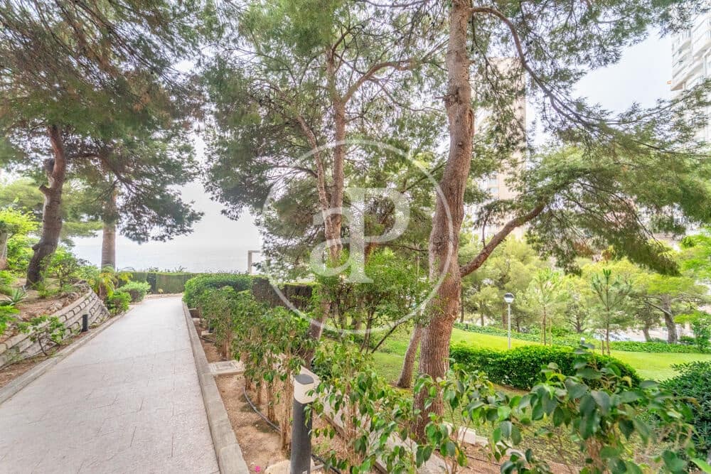 3 soverom Leilighet til salgs i Benidorm med svømmebasseng - € 660 000 (Ref: 9978956)