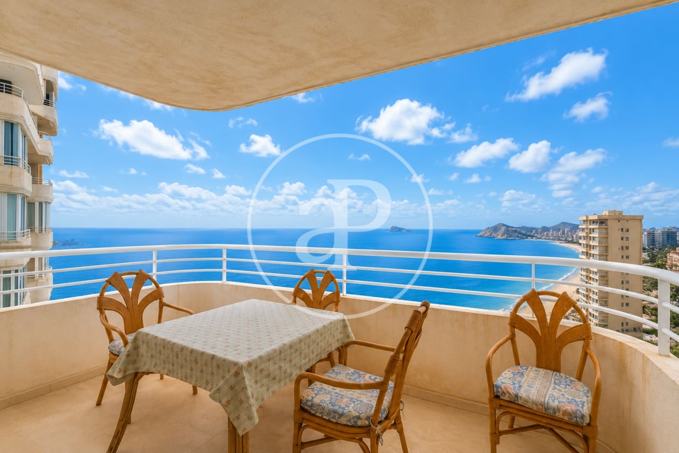 3 soverom Leilighet til salgs i Benidorm med svømmebasseng - € 660 000 (Ref: 9978956)