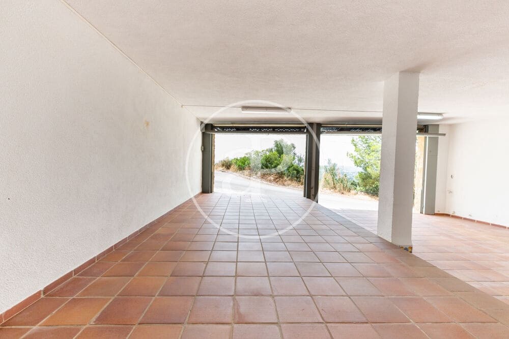 Grond te koop in Chiva - € 240.000 (Ref: 9978957)