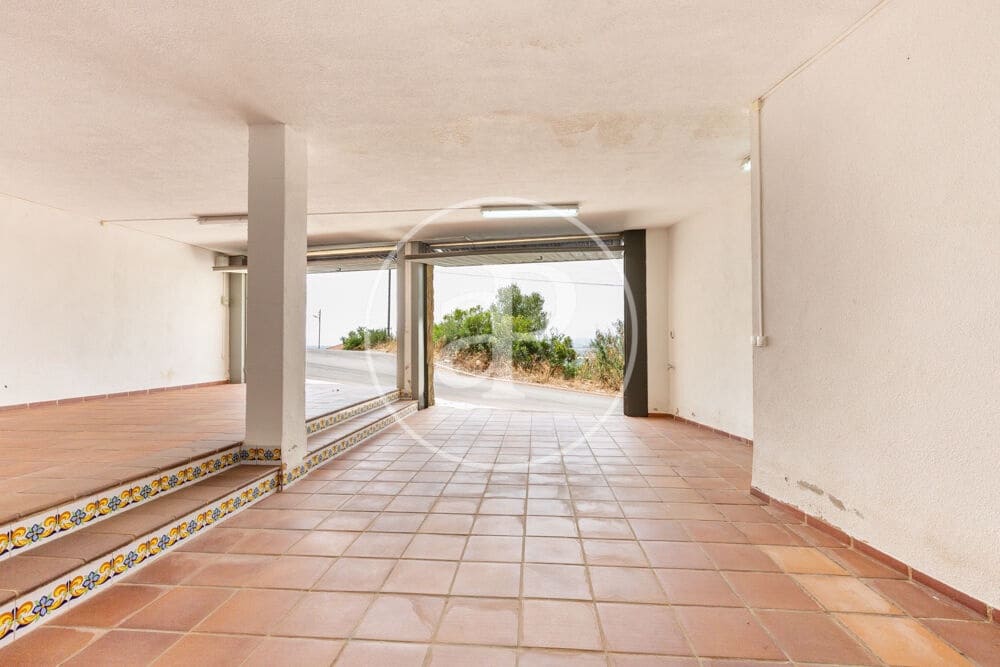 Grond te koop in Chiva - € 240.000 (Ref: 9978957)